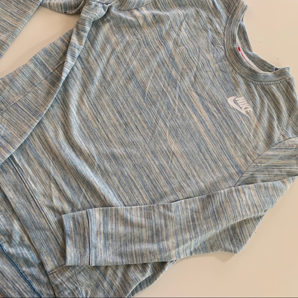 Vintage 90’s Nike Long Sleeve